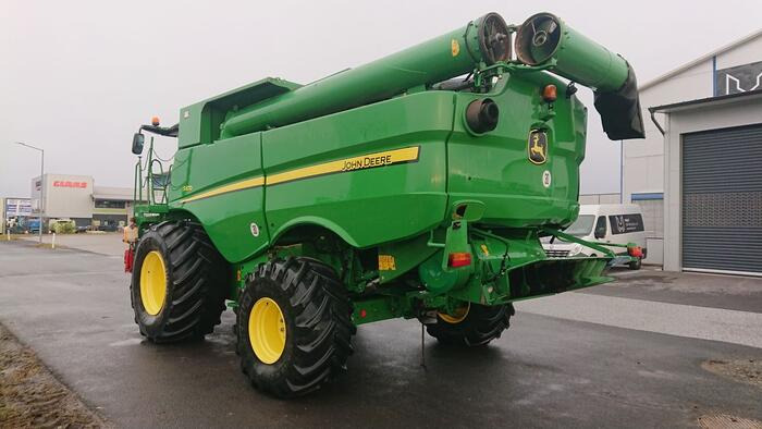 John Deere S670 - 목초수확기 : 사진 4 John Deere S670 - 목초수확기 : 사진 4