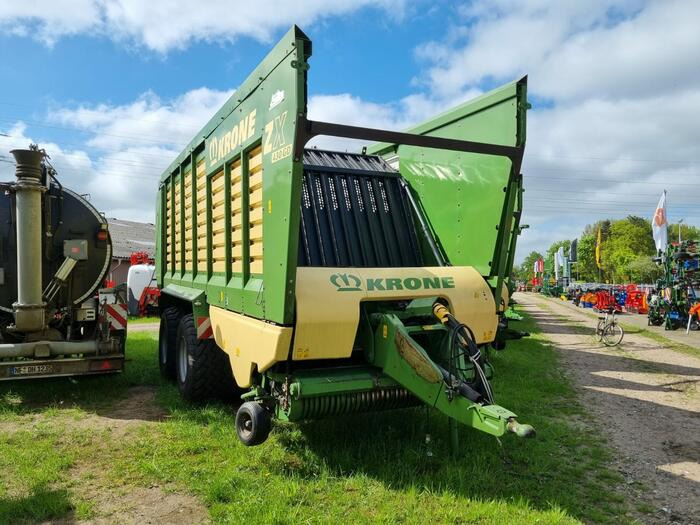 Krone ZX 430 GD - 셀프 로딩 왜건 : 사진 1 Krone ZX 430 GD - 셀프 로딩 왜건 : 사진 1