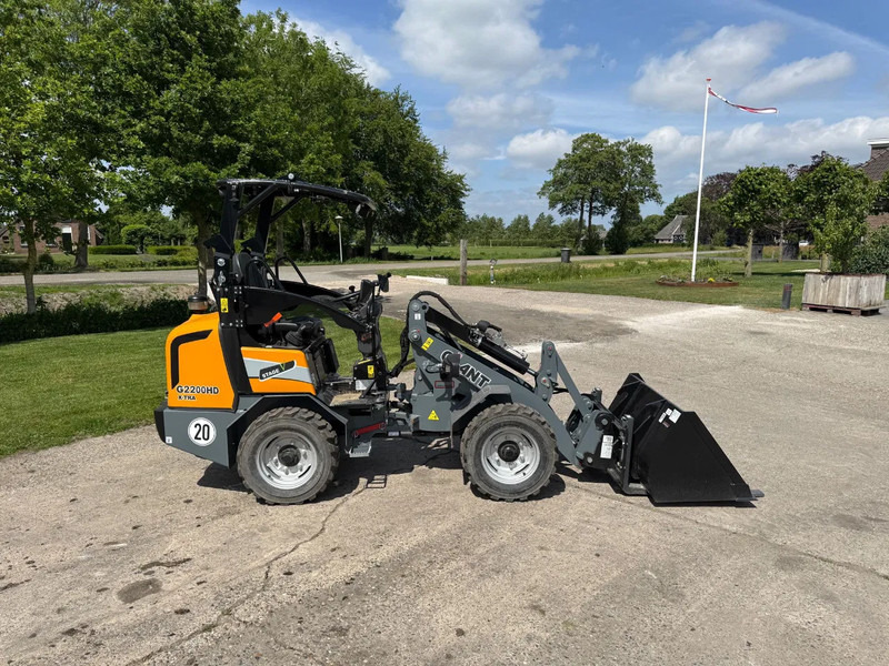 Giant Giant 2200 X-tra HD NIEUWE SHOVEL Mini shovel - 소형 트랙 로더 : 사진 1 Giant Giant 2200 X-tra HD NIEUWE SHOVEL Mini shovel - 소형 트랙 로더 : 사진 1