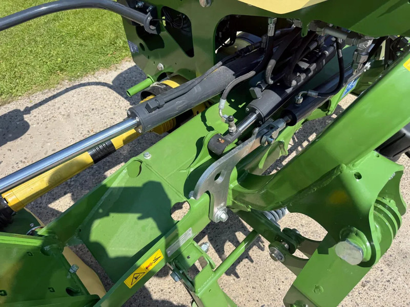 Krone Easy cut B 870 MT 603-30 NIEUW VLINDERMAAIER - 모어 : 사진 4 Krone Easy cut B 870 MT 603-30 NIEUW VLINDERMAAIER - 모어 : 사진 4
