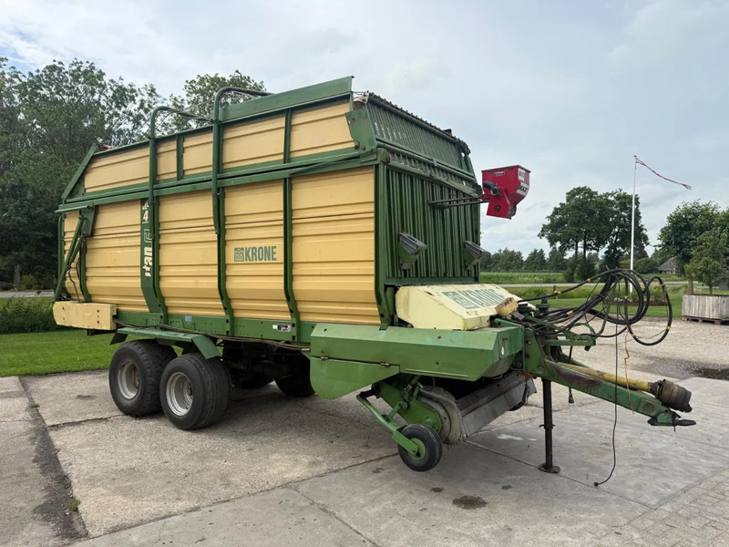 Krone Ladewagen Titan GL 6/40 balk invoer Snijwagen Stalvoeren - 농업용 기계 : 사진 1 Krone Ladewagen Titan GL 6/40 balk invoer Snijwagen Stalvoeren - 농업용 기계 : 사진 1