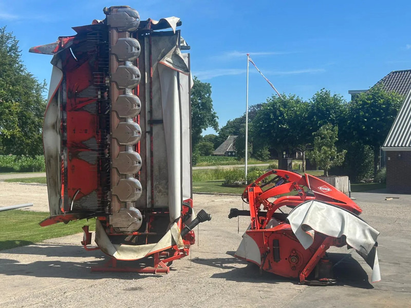 Kuhn FC 9530 D-FF Kuhn FC3125DF-FF triple maaier combi vlindermaaier - 모어 : 사진 3 Kuhn FC 9530 D-FF Kuhn FC3125DF-FF triple maaier combi vlindermaaier - 모어 : 사진 3