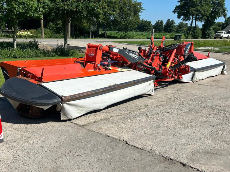 Kuhn FC 9530 D Lift control Kneuzer triple maaier - 모어 : 사진 1 Kuhn FC 9530 D Lift control Kneuzer triple maaier - 모어 : 사진 1