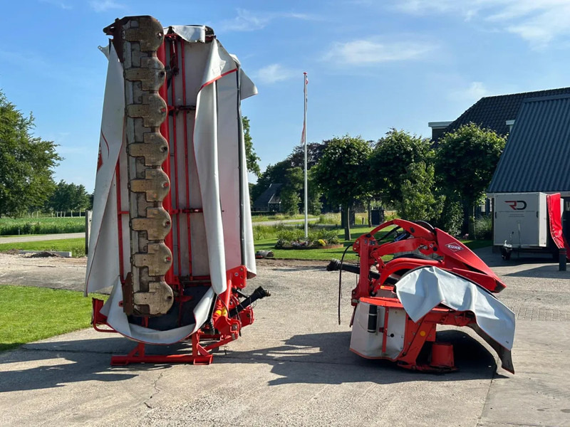 Kuhn GMD 9530 & GMD 3125 F-FF Triple maaier Vlindermaaier Schijvenmaaier - 모어 : 사진 3 Kuhn GMD 9530 & GMD 3125 F-FF Triple maaier Vlindermaaier Schijvenmaaier - 모어 : 사진 3