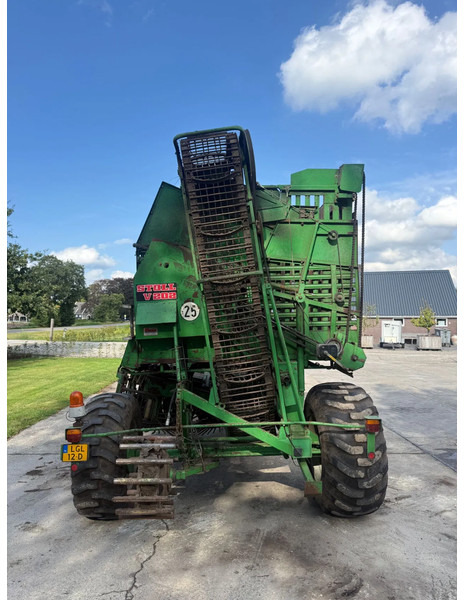 Onbekend Stoll V202 Bietenrooier Getrokken bietenrooier - 포도 수확 기계 : 사진 5 Onbekend Stoll V202 Bietenrooier Getrokken bietenrooier - 포도 수확 기계 : 사진 5