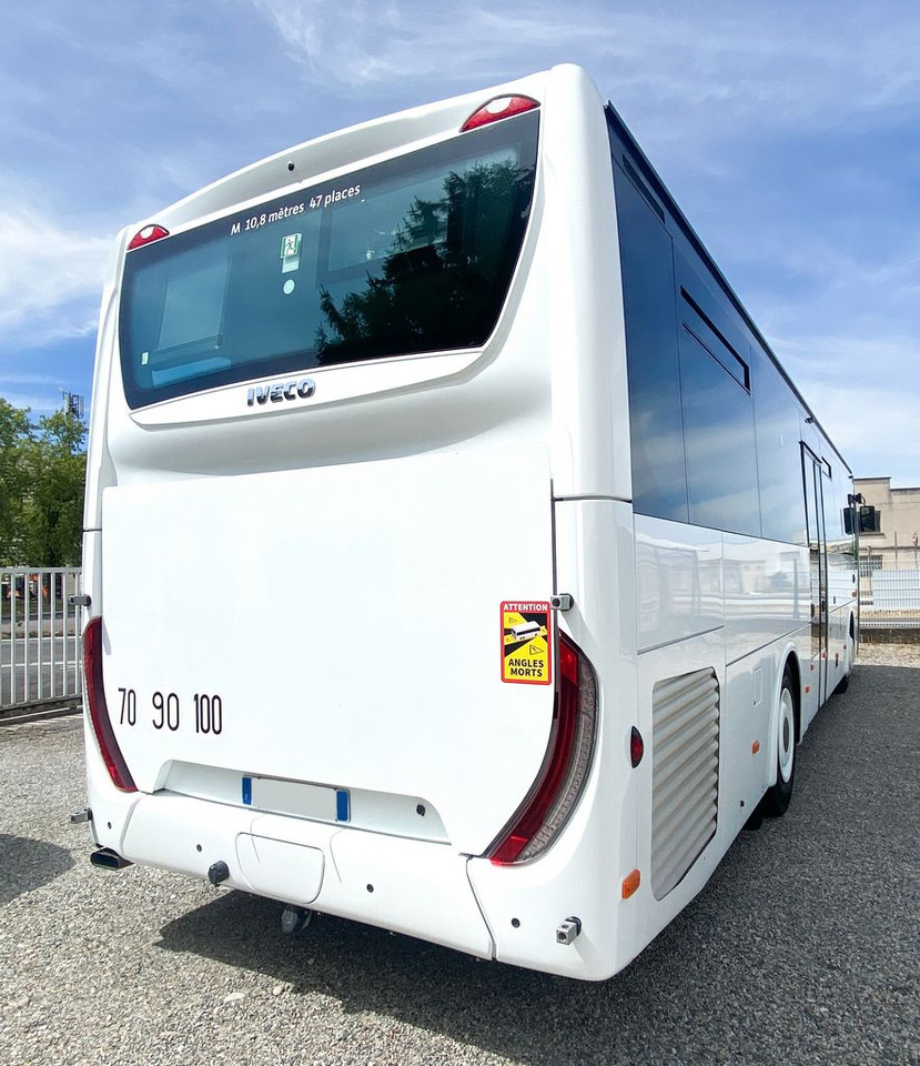 IVECO CROSSWAY 2020 10M60 - 교외 버스 : 사진 3 IVECO CROSSWAY 2020 10M60 - 교외 버스 : 사진 3