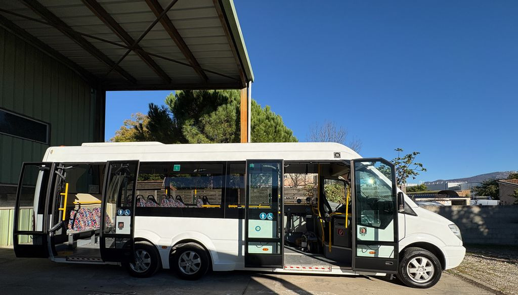 MERCEDES-BENZ MERCEDES SPRINTER CITY 77 - 시내버스 : 사진 5 MERCEDES-BENZ MERCEDES SPRINTER CITY 77 - 시내버스 : 사진 5