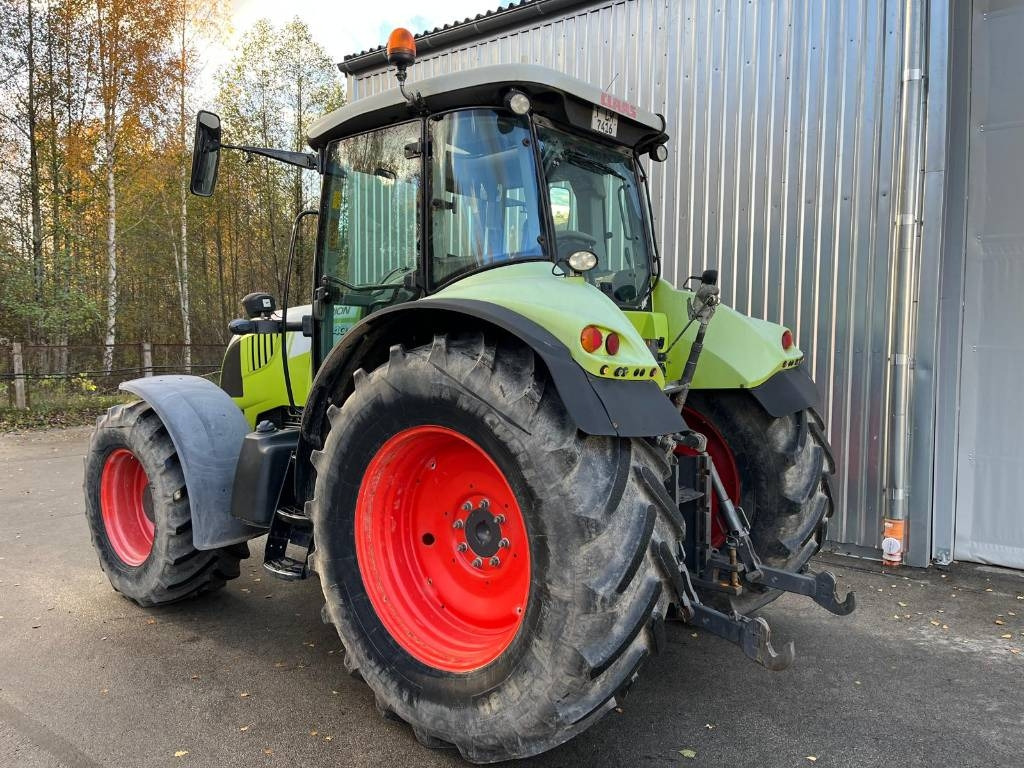 Claas Arion 640 CIS  - 장궤형 트랙터 : 사진 5 Claas Arion 640 CIS  - 장궤형 트랙터 : 사진 5