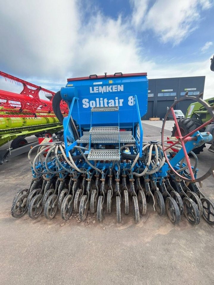 Lemken Solitair 8/300-DS 150 + Zirkon 12/300 - 콤바인 : 사진 1 Lemken Solitair 8/300-DS 150 + Zirkon 12/300 - 콤바인 : 사진 1