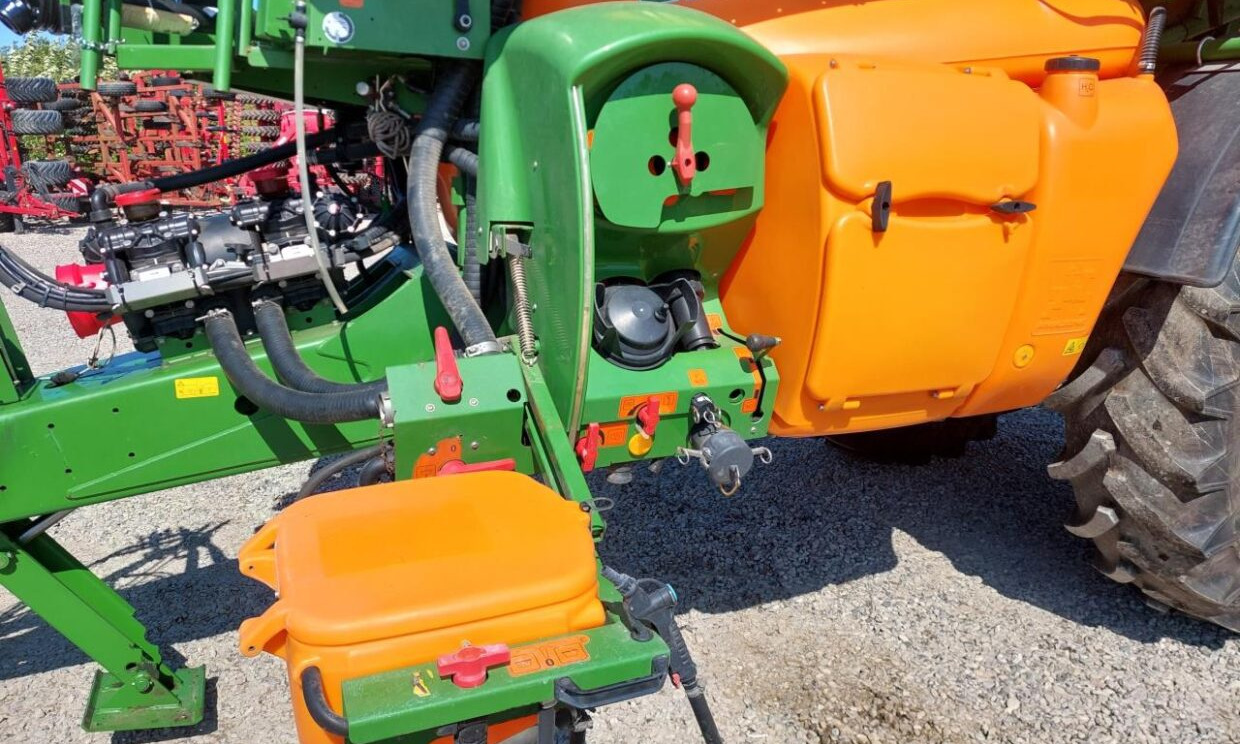 Amazone UX 6200 SUPER - 36-30-24m - 견인 스프레이 : 사진 5 Amazone UX 6200 SUPER - 36-30-24m - 견인 스프레이 : 사진 5