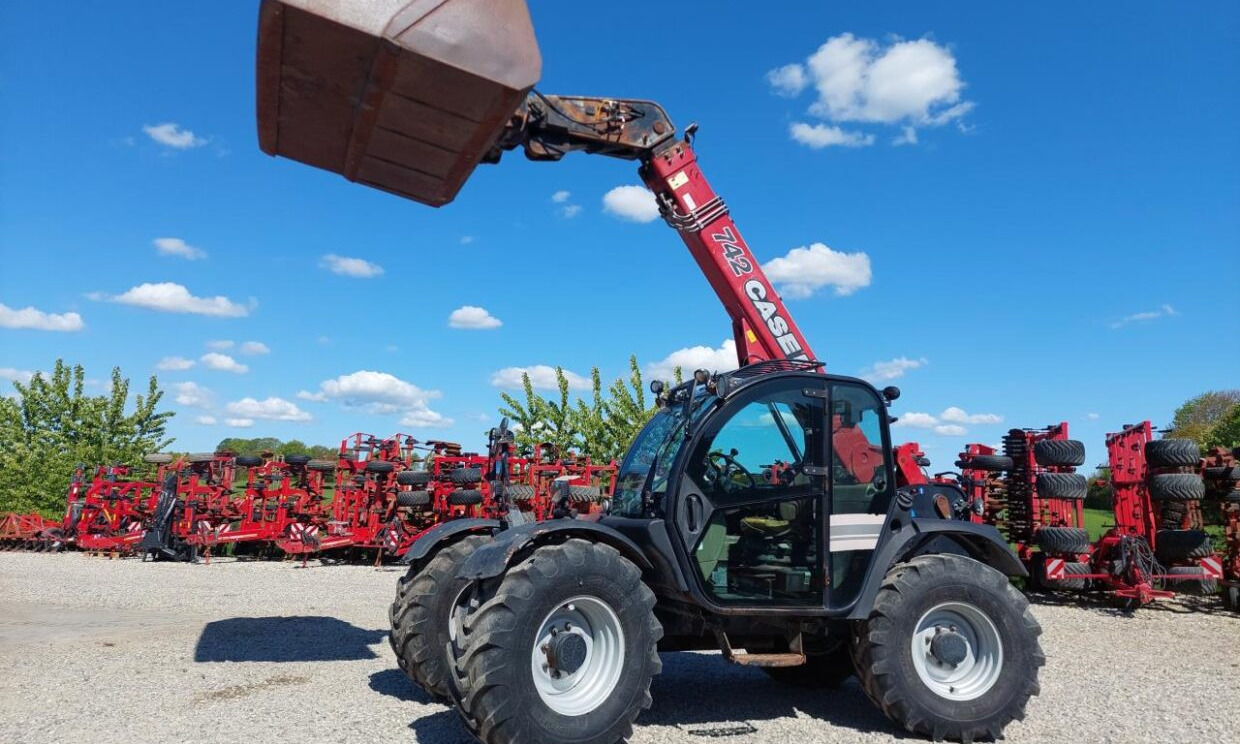 Case IH Farmlift 742 - 텔레스코픽 핸들러 : 사진 2 Case IH Farmlift 742 - 텔레스코픽 핸들러 : 사진 2