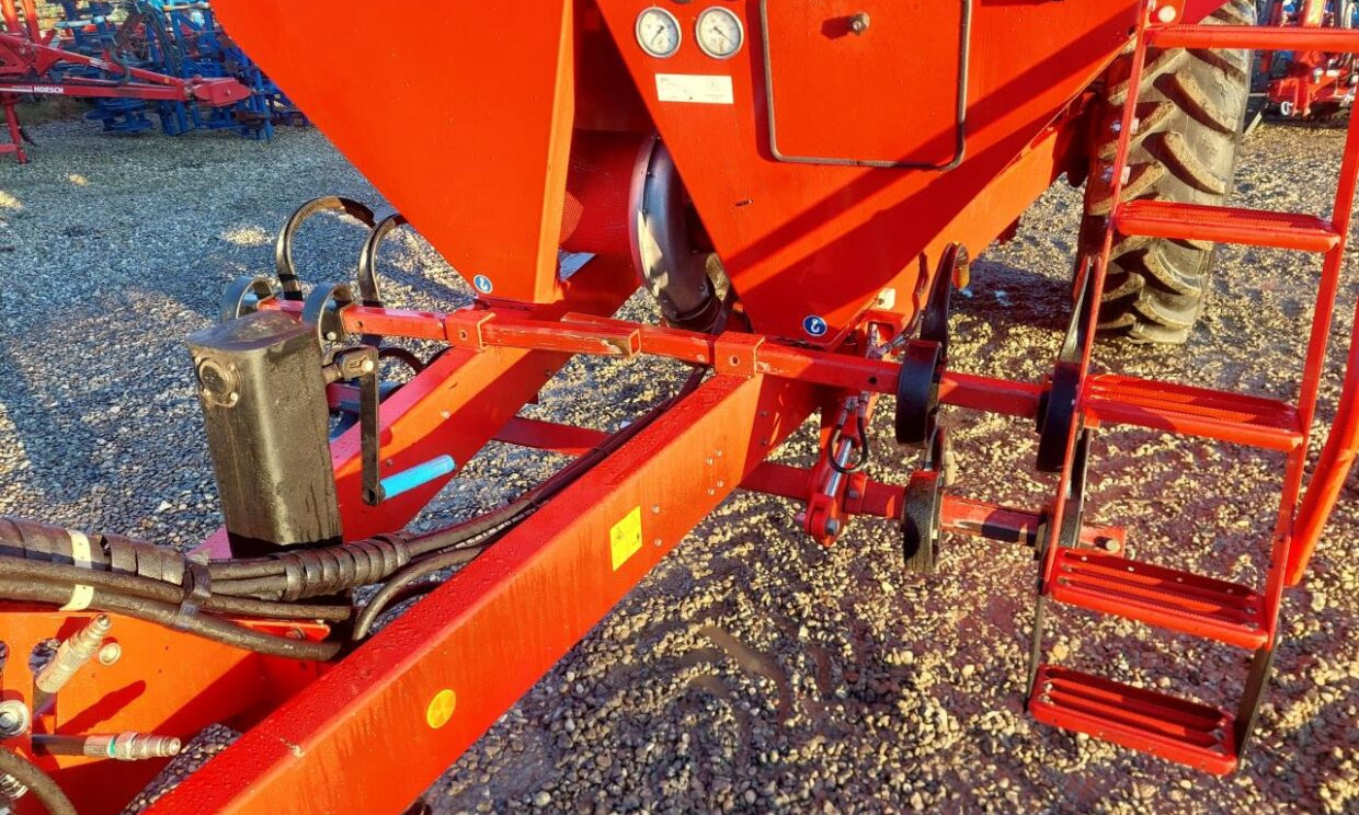 Horsch Maestro 12 SW - 정밀 파종기 : 사진 4 Horsch Maestro 12 SW - 정밀 파종기 : 사진 4