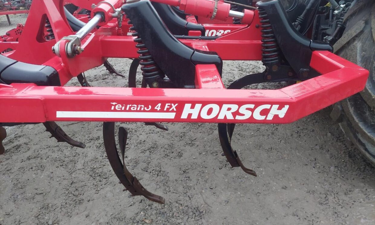 Horsch Terrano 4 FX - 디스크 해로 : 사진 4 Horsch Terrano 4 FX - 디스크 해로 : 사진 4
