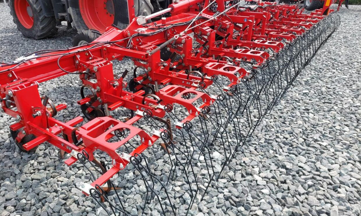 Horsch Transformer 9 VF - 잔디 써레 : 사진 2 Horsch Transformer 9 VF - 잔디 써레 : 사진 2