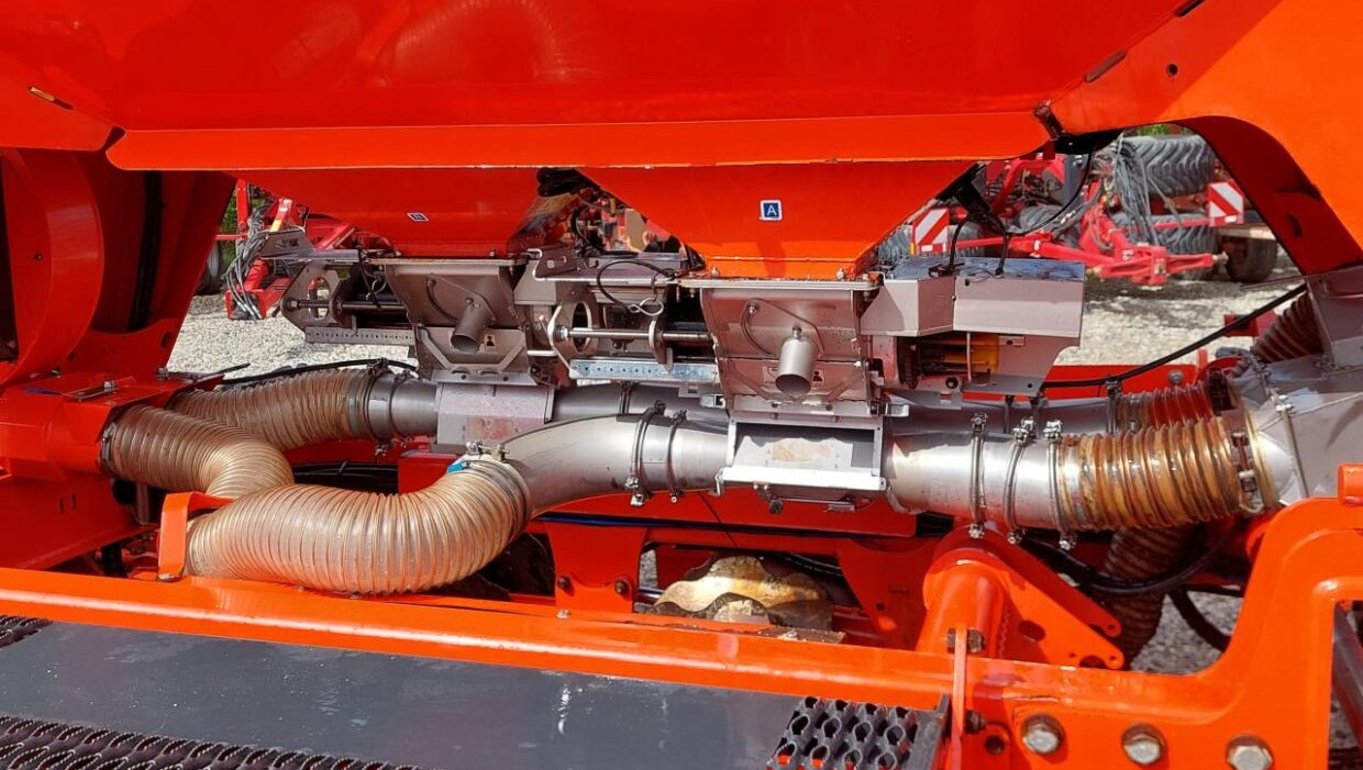 파종기 Kuhn ESPRO 4000 RC med frø-udstyr : 사진 11 파종기 Kuhn ESPRO 4000 RC med frø-udstyr : 사진 11