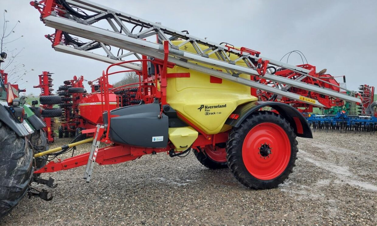 Kverneland iXtrack C60 - 30m med GPS - 견인 스프레이 : 사진 1 Kverneland iXtrack C60 - 30m med GPS - 견인 스프레이 : 사진 1
