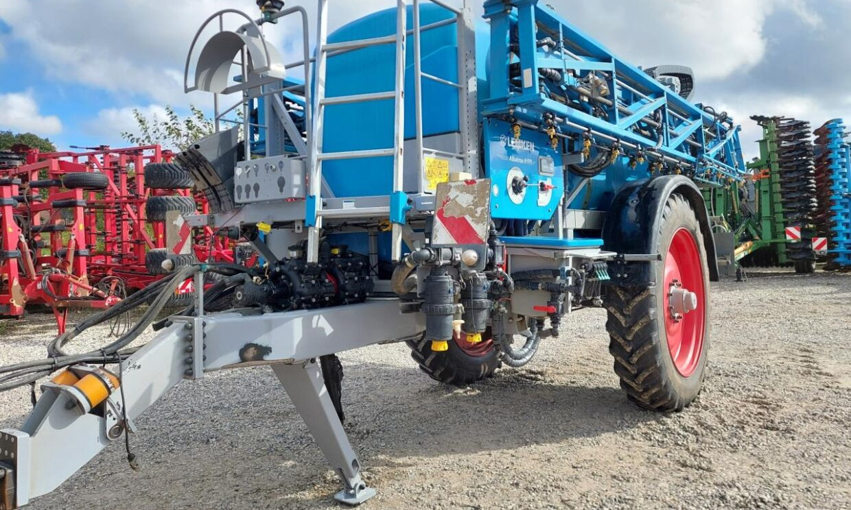 Lemken ALBATROS 9 6000 L med GPS - 견인 스프레이 : 사진 3 Lemken ALBATROS 9 6000 L med GPS - 견인 스프레이 : 사진 3