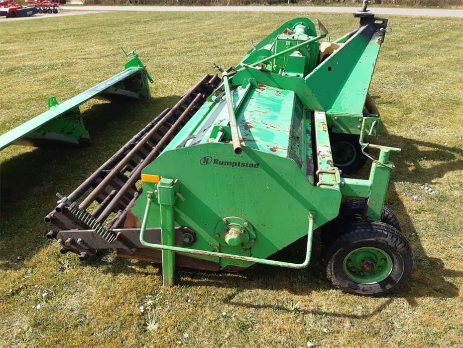 Rumptstad
RSF 2000 - 쟁기 : 사진 2 Rumptstad
RSF 2000 - 쟁기 : 사진 2