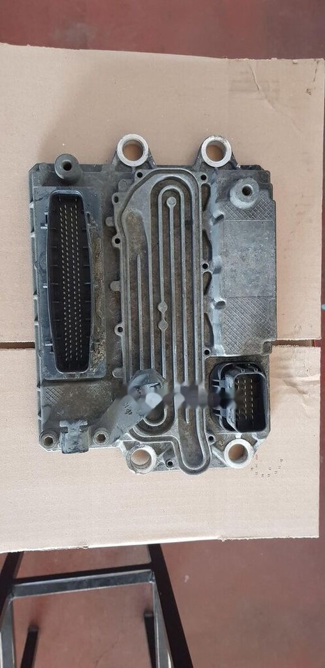 Continental ACM2 A000 446 34 54   Mercedes-Benz Actros MP4 euro 6 - ECU 트럭 용 : 사진 1 Continental ACM2 A000 446 34 54   Mercedes-Benz Actros MP4 euro 6 - ECU 트럭 용 : 사진 1
