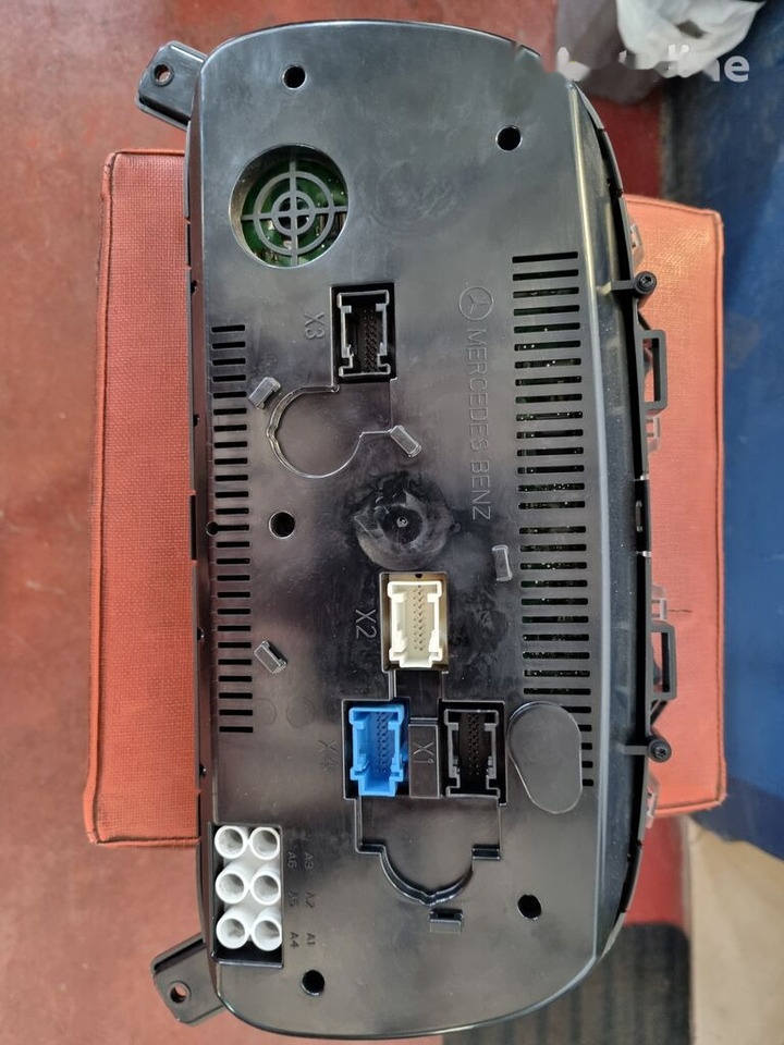 Daimler-Benz AXOR EURO 5 A0054468321 Mercedes-Benz AXOR EURO 5 - 대시보드 트럭 용 : 사진 3 Daimler-Benz AXOR EURO 5 A0054468321 Mercedes-Benz AXOR EURO 5 - 대시보드 트럭 용 : 사진 3