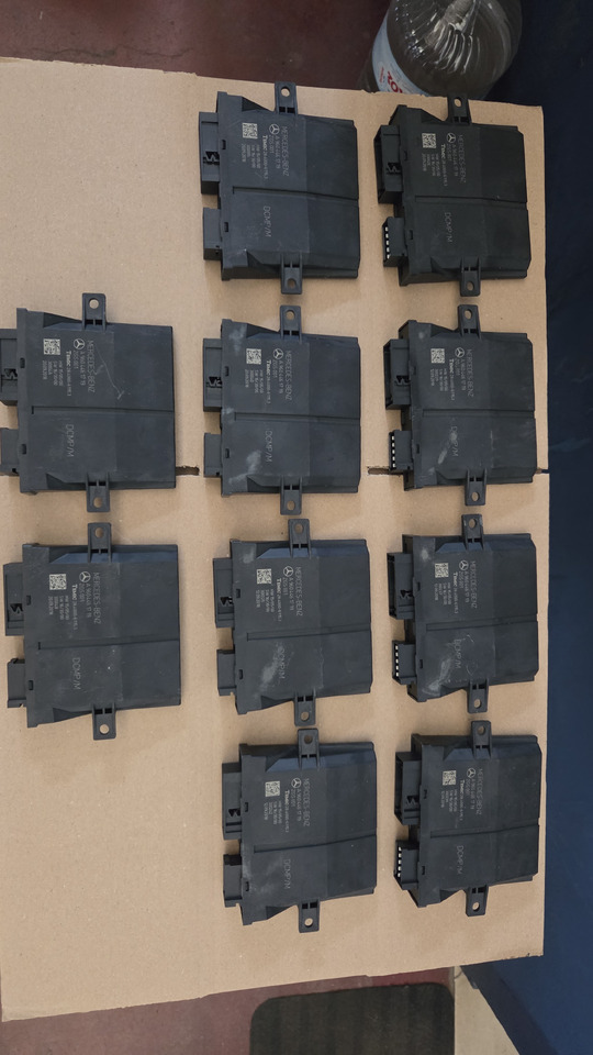 MERCEDES-BENZ CONTROL UNIT TM-BF - 대시보드 트럭 용 : 사진 1 MERCEDES-BENZ CONTROL UNIT TM-BF - 대시보드 트럭 용 : 사진 1