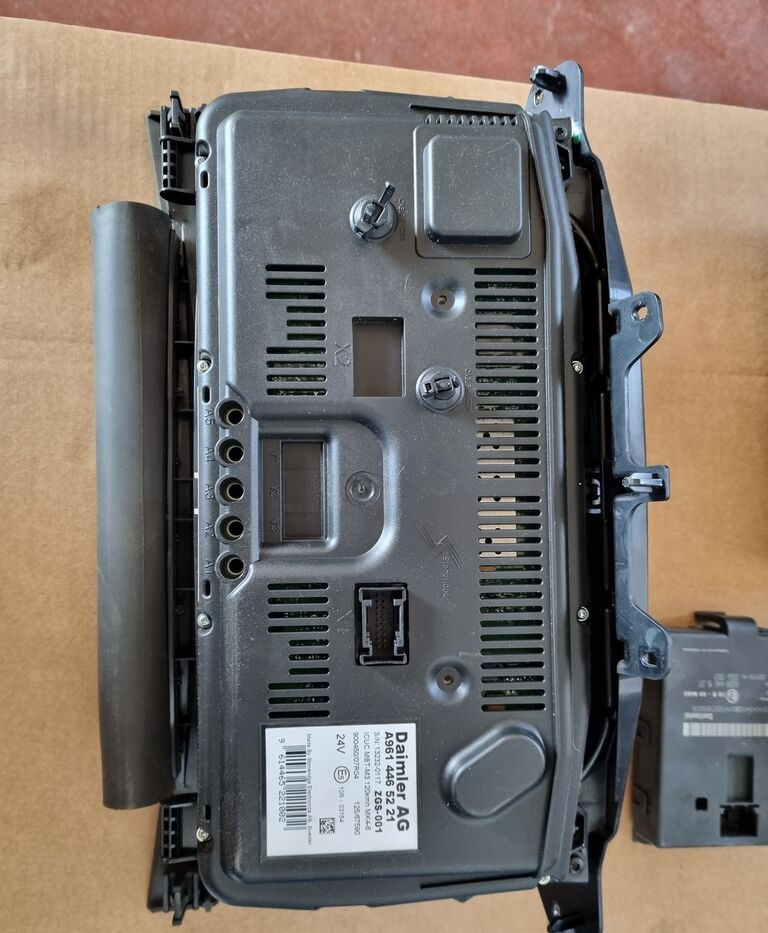 MERCEDES-BENZ Mercedes-Benz ACTROS ATEGO MP4 EURO 6 - 대시보드 트럭 용 : 사진 3 MERCEDES-BENZ Mercedes-Benz ACTROS ATEGO MP4 EURO 6 - 대시보드 트럭 용 : 사진 3