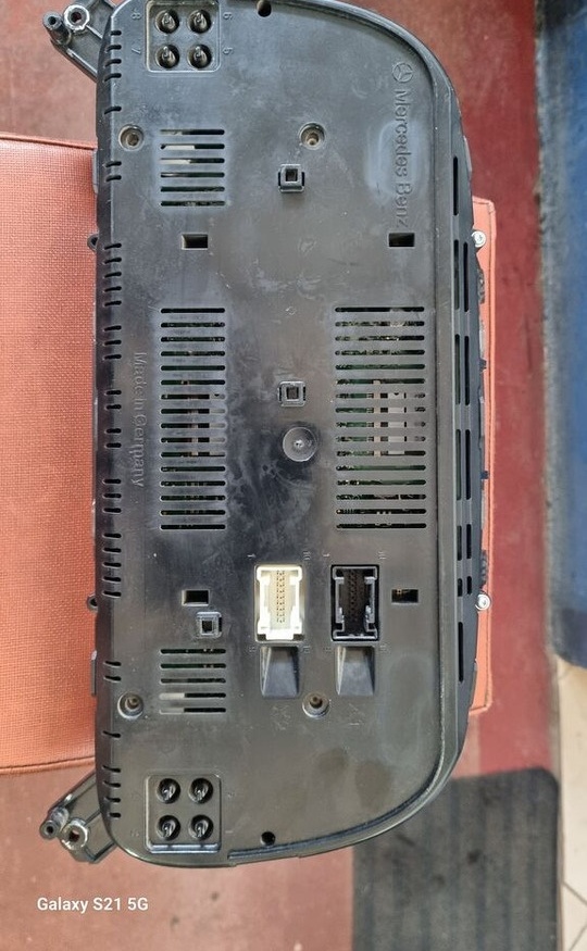 Mercedes-Benz INSTRUMENT PANEL A0044467621 Mercedes-Benz ACTROS MP3 - 대시보드 트럭 용 : 사진 2 Mercedes-Benz INSTRUMENT PANEL A0044467621 Mercedes-Benz ACTROS MP3 - 대시보드 트럭 용 : 사진 2