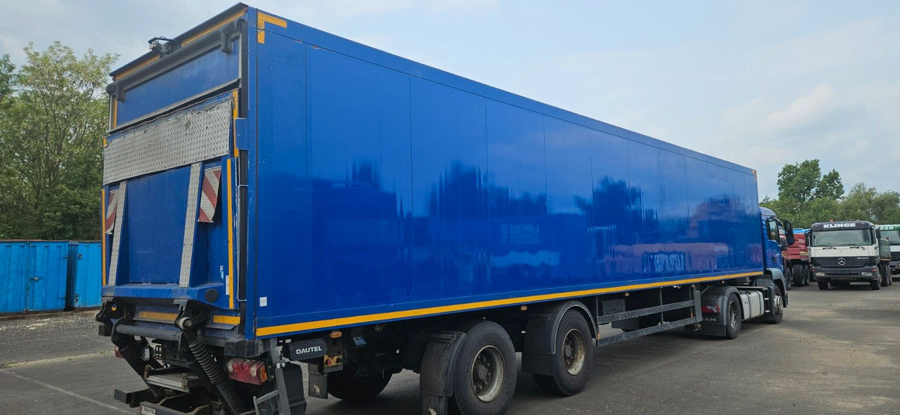 Schmitz Cargobull Kühlkoffer ThermoKing mit Ladebordwand - 냉동 세미 트레일러 : 사진 4 Schmitz Cargobull Kühlkoffer ThermoKing mit Ladebordwand - 냉동 세미 트레일러 : 사진 4