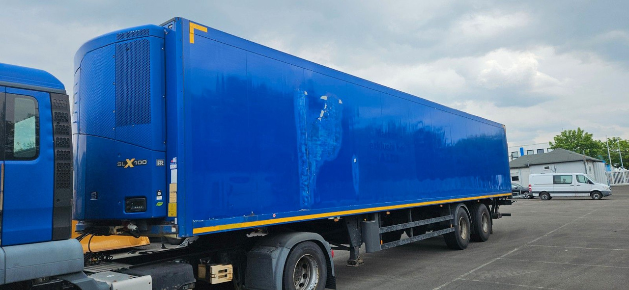 Schmitz Cargobull Kühlkoffer ThermoKing mit Ladebordwand - 냉동 세미 트레일러 : 사진 2 Schmitz Cargobull Kühlkoffer ThermoKing mit Ladebordwand - 냉동 세미 트레일러 : 사진 2