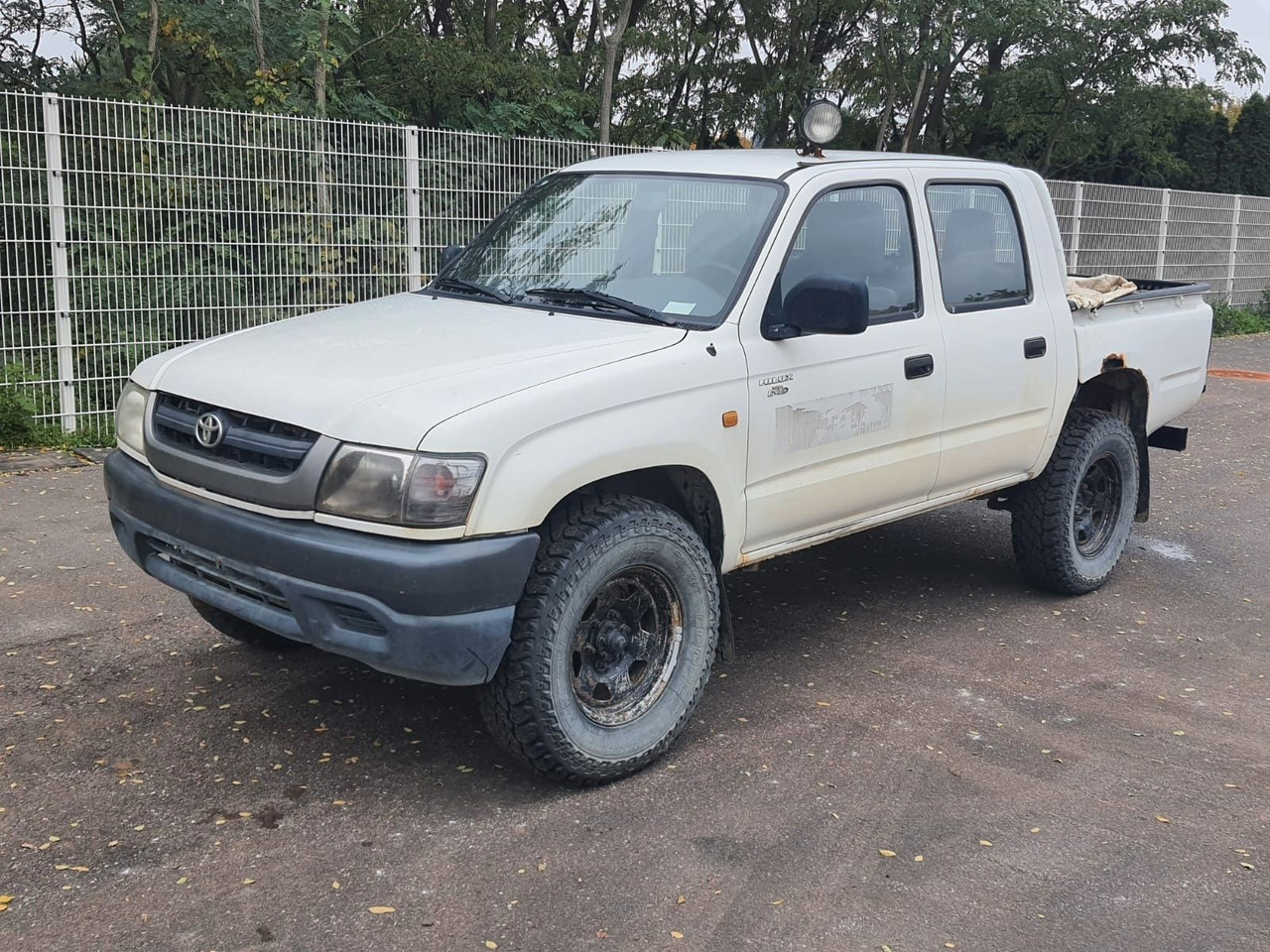 Toyota Hilux Double Cab 4x4 - SUV : 사진 2 Toyota Hilux Double Cab 4x4 - SUV : 사진 2