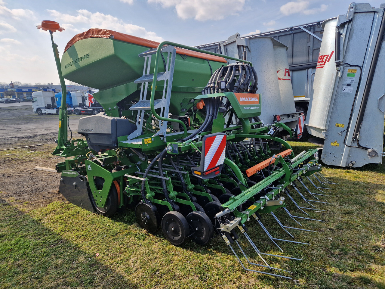 Amazone Centaya 3000 Super Harrow - 콤바인 : 사진 4 Amazone Centaya 3000 Super Harrow - 콤바인 : 사진 4