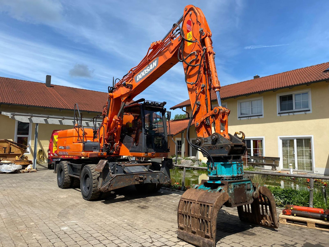 Doosan DX 170 W - 휠 굴삭기 : 사진 2 Doosan DX 170 W - 휠 굴삭기 : 사진 2