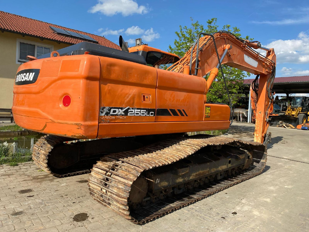 크롤러 굴삭기 Doosan DX 255 LC : 사진 12