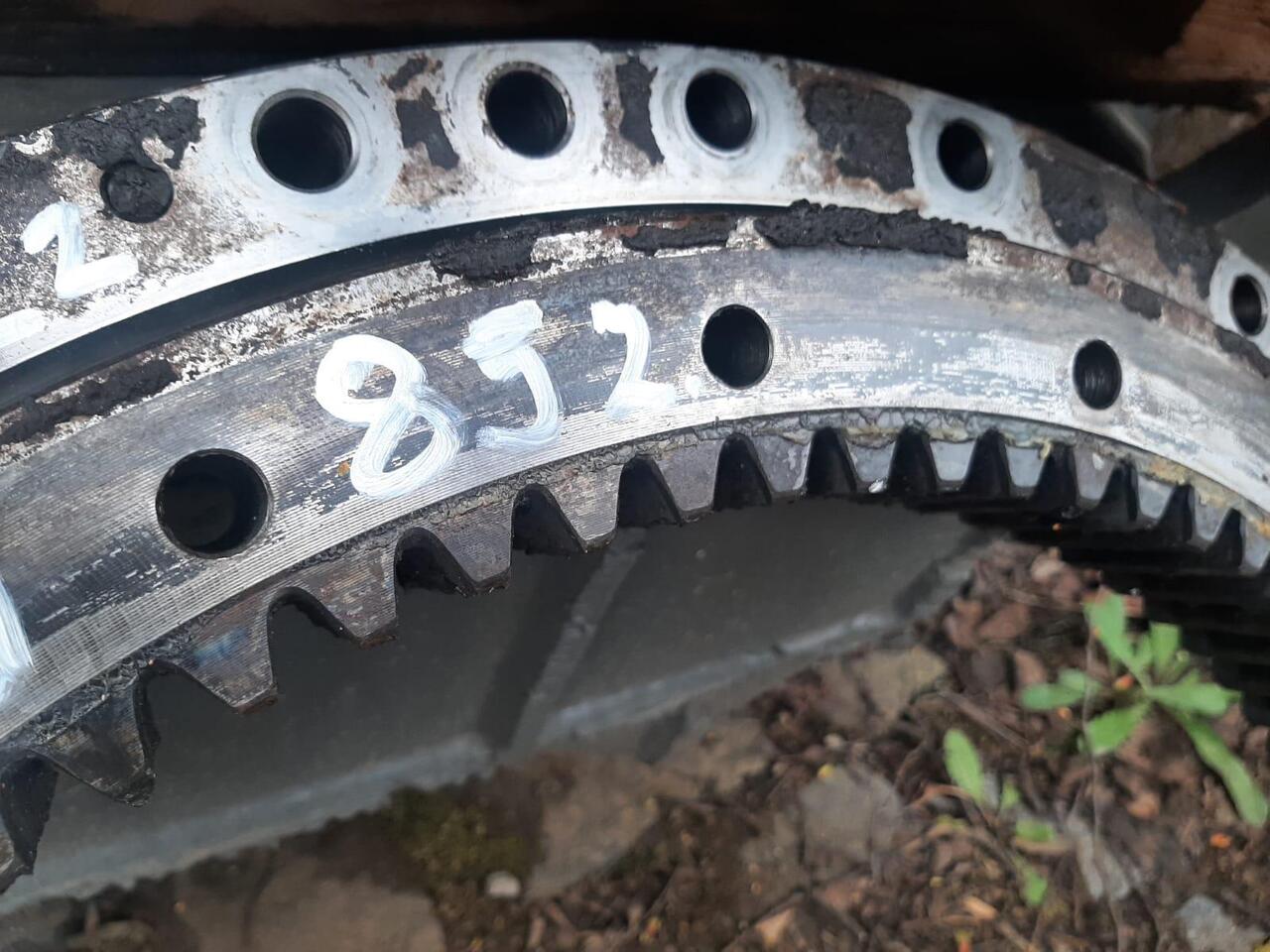 Hitachi EX 40 - 선회 링 건설기계 용 : 사진 3 Hitachi EX 40 - 선회 링 건설기계 용 : 사진 3