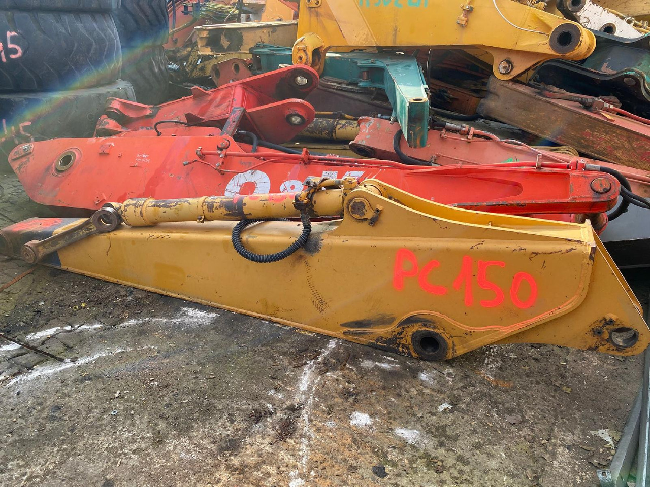 Komatsu PC 150 - 크레인 붐 : 사진 1 Komatsu PC 150 - 크레인 붐 : 사진 1