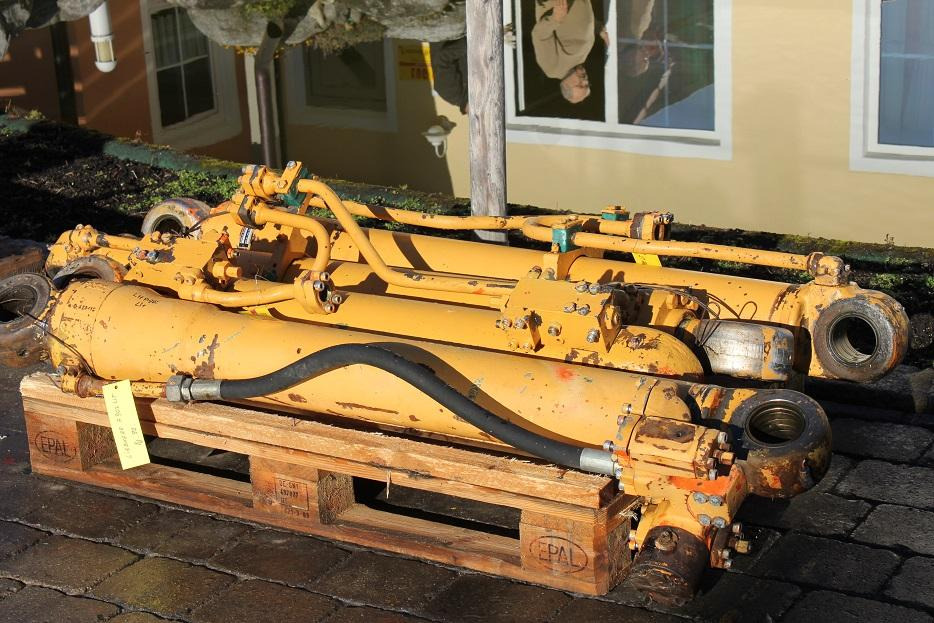 Liebherr A 902 LIT - 유압 실린더 건설기계 용 : 사진 2 Liebherr A 902 LIT - 유압 실린더 건설기계 용 : 사진 2