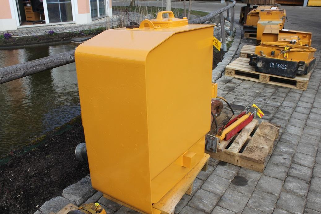 Liebherr A 904 C LIT - 연료 탱크 건설기계 용 : 사진 2 Liebherr A 904 C LIT - 연료 탱크 건설기계 용 : 사진 2