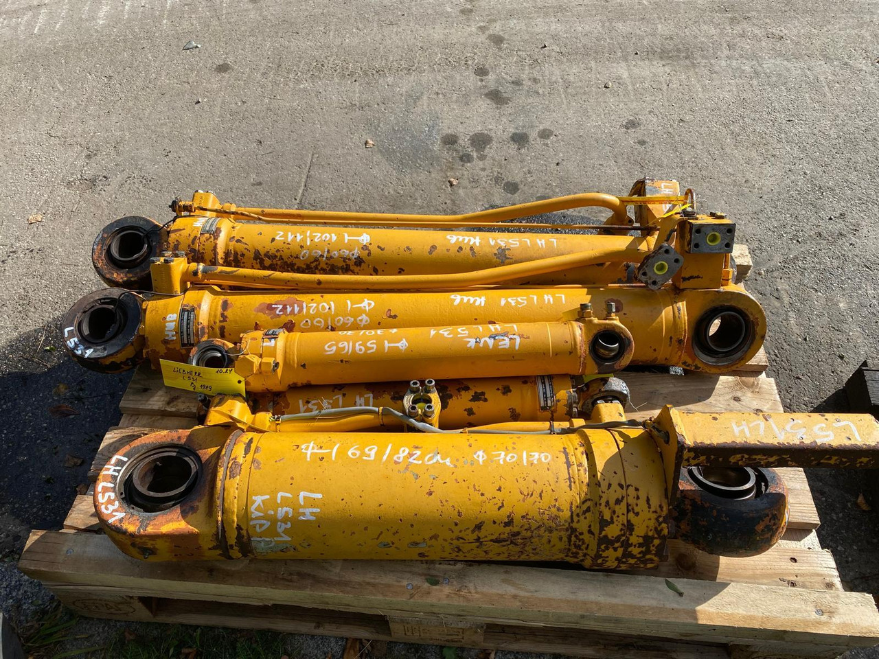 Liebherr L531 - 유압 실린더 건설기계 용 : 사진 3 Liebherr L531 - 유압 실린더 건설기계 용 : 사진 3