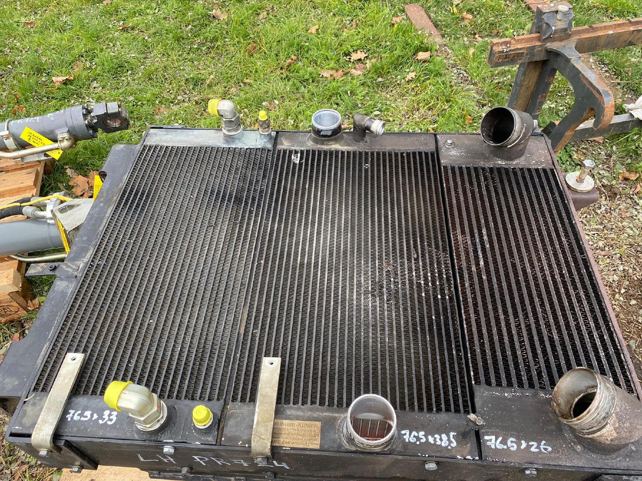 Liebherr PR 724 - 냉각 시스템 건설기계 용 : 사진 2 Liebherr PR 724 - 냉각 시스템 건설기계 용 : 사진 2