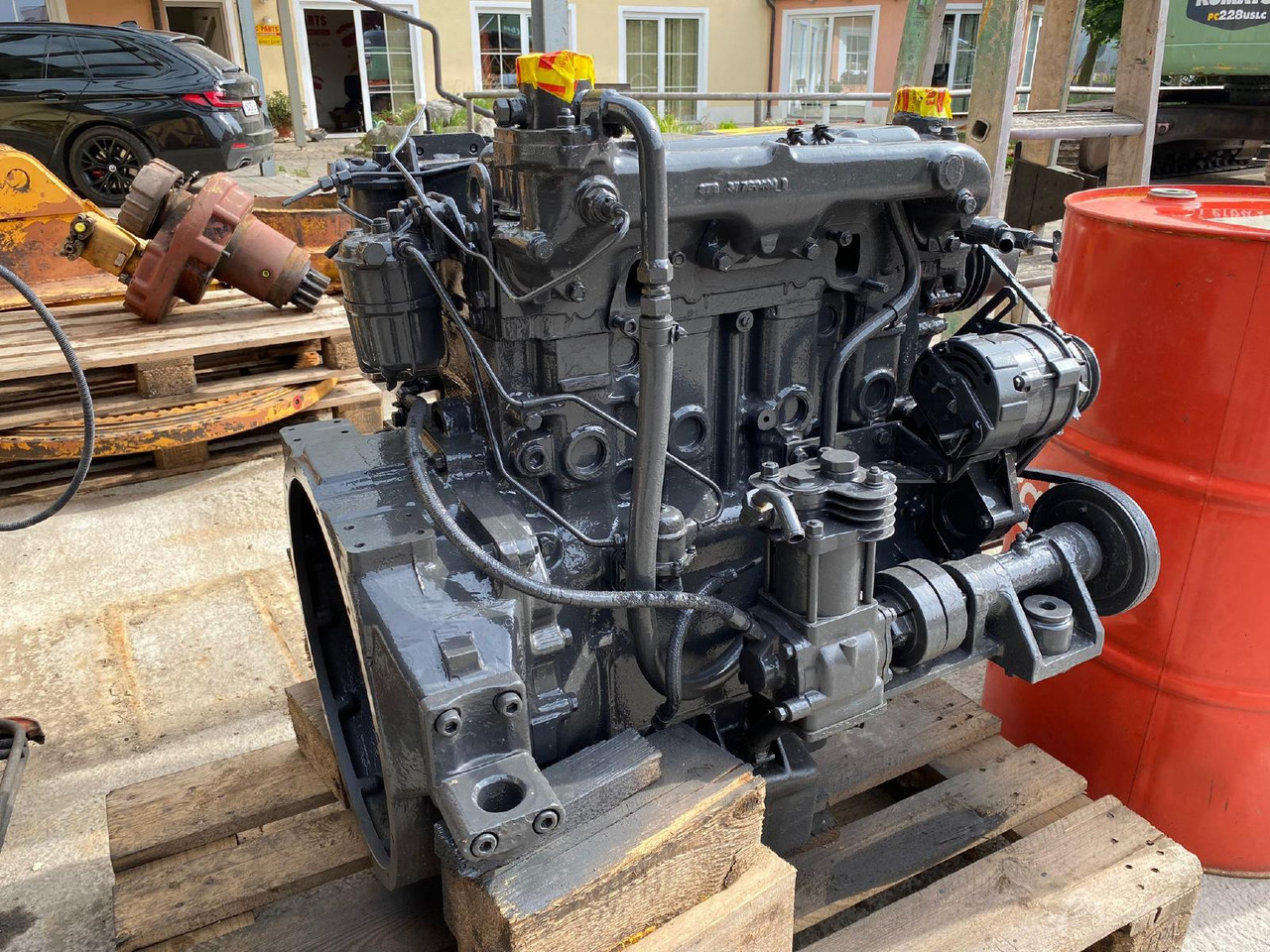 Perkins LF 4.248 aus Hanomag 33C - 엔진 건설기계 용 : 사진 2 Perkins LF 4.248 aus Hanomag 33C - 엔진 건설기계 용 : 사진 2
