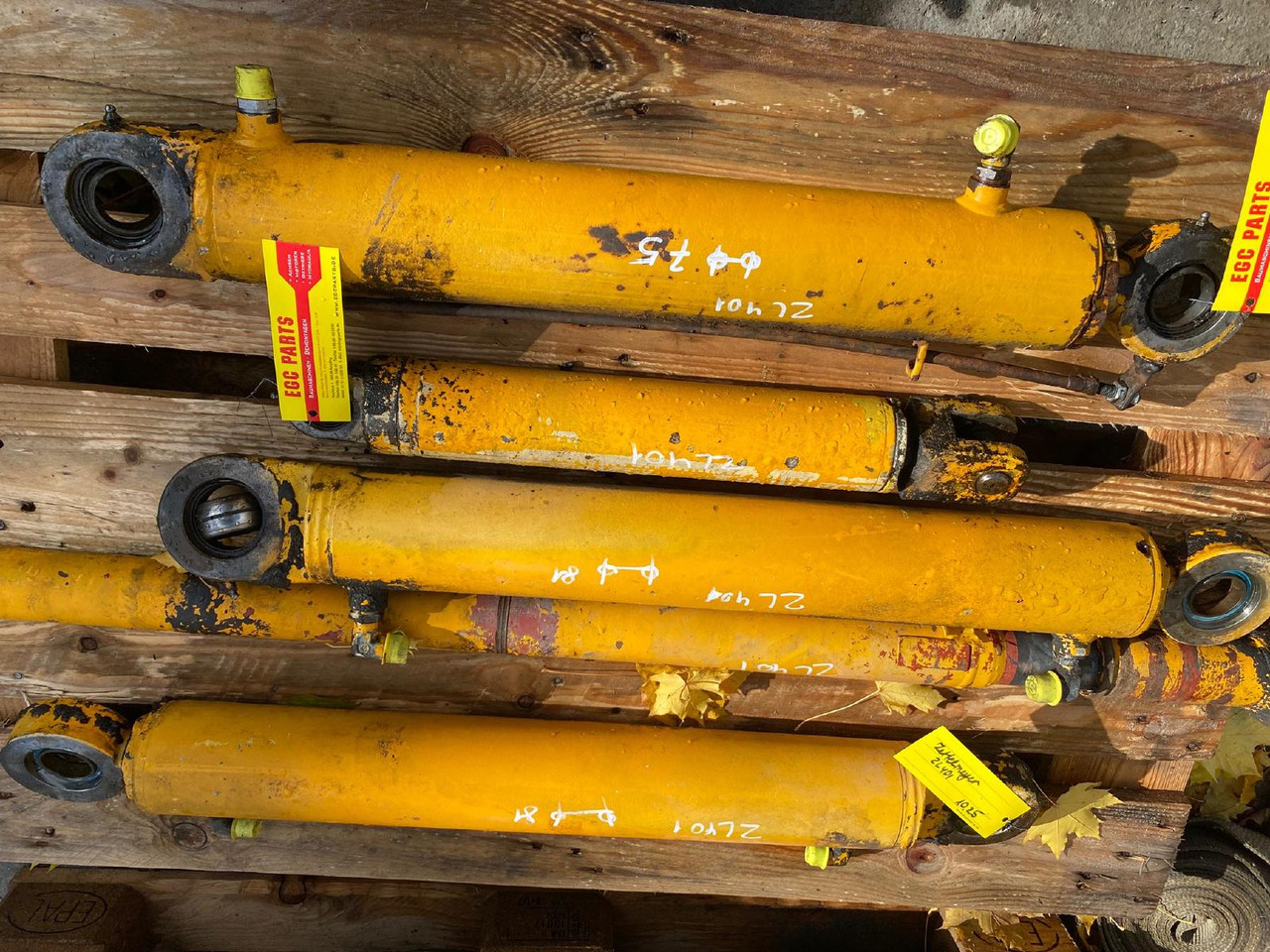 Zettelmeyer ZL401, ZL601B - 유압 실린더 건설기계 용 : 사진 2 Zettelmeyer ZL401, ZL601B - 유압 실린더 건설기계 용 : 사진 2