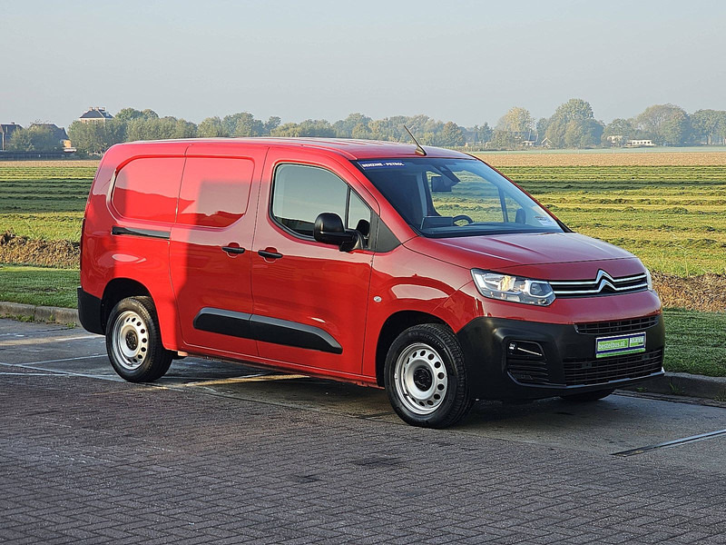 Citroën Berlingo 1.2 XL 130 AUT. 34 dkm. - 박스 밴 : 사진 4 Citroën Berlingo 1.2 XL 130 AUT. 34 dkm. - 박스 밴 : 사진 4