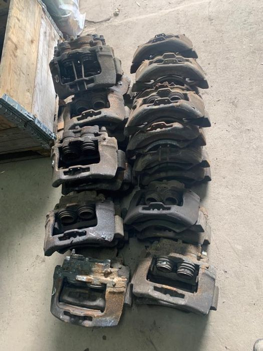 IVECO oryginał IVECO Eurocargo - 브레이크 캘리퍼 트럭 용 : 사진 1 IVECO oryginał IVECO Eurocargo - 브레이크 캘리퍼 트럭 용 : 사진 1