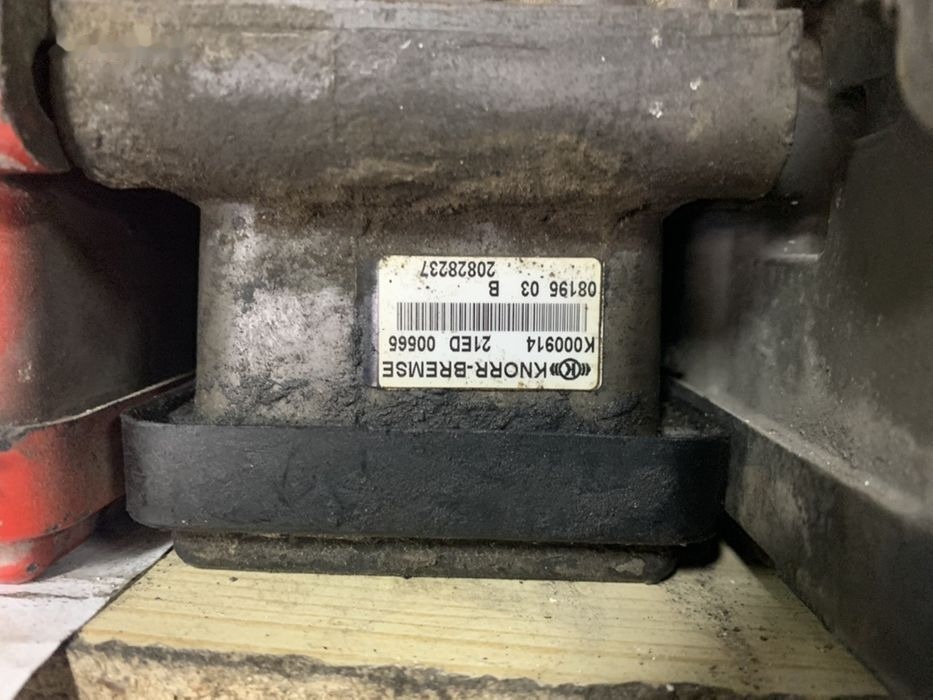 Knorr-Bremse Przód K000085 K000913   Scania Volvo RENAULT MAN K000913 K000085 K000914 - 브레이크 밸브 트럭 용 : 사진 2 Knorr-Bremse Przód K000085 K000913   Scania Volvo RENAULT MAN K000913 K000085 K000914 - 브레이크 밸브 트럭 용 : 사진 2