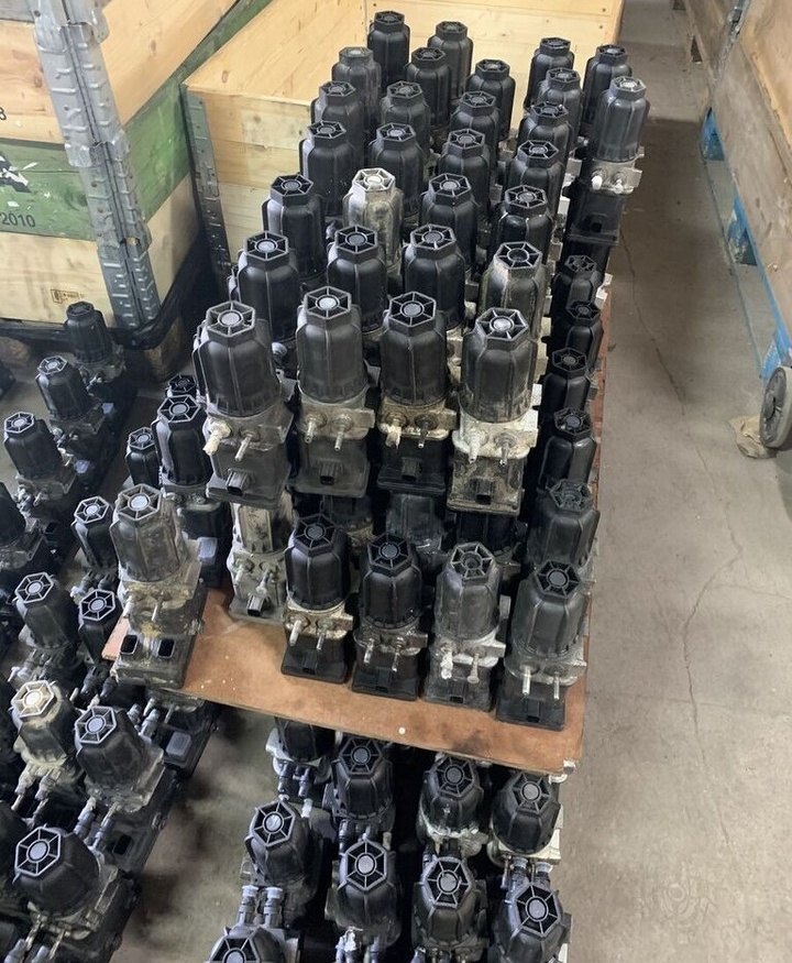 Mercedes-Benz oryginał hurt regeneracja A0001407678   Mercedes-Benz Actros Atego MP4 Euro 6 - 배기 시스템 트럭 용 : 사진 3 Mercedes-Benz oryginał hurt regeneracja A0001407678   Mercedes-Benz Actros Atego MP4 Euro 6 - 배기 시스템 트럭 용 : 사진 3