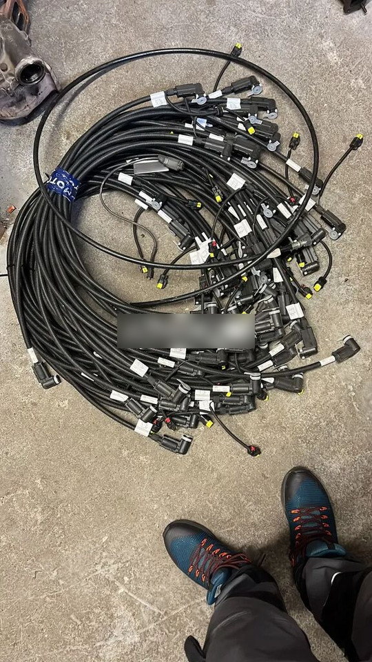 Nowy Przewód Do Komputera Sterownika Silnika BOSCH , MANITOU MLT 5463119100 - 케이블/ 와이어 하니스 트럭 용 : 사진 1 Nowy Przewód Do Komputera Sterownika Silnika BOSCH , MANITOU MLT 5463119100 - 케이블/ 와이어 하니스 트럭 용 : 사진 1