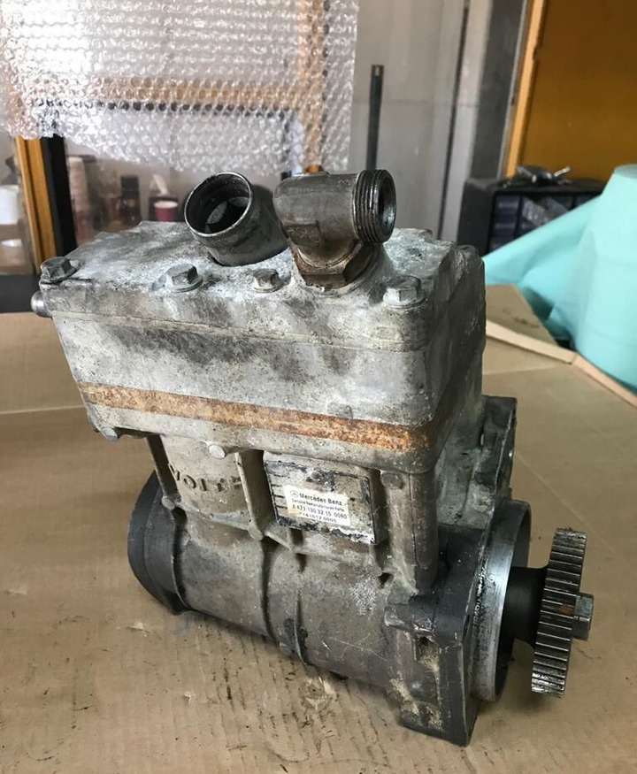 Voith LP490 A4711303215 Mercedes-Benz Actros MP4 Euro 6 A4711303215 Hurt Voith Wabco - 에어 브레이크 컴프레서 트럭 용 : 사진 3 Voith LP490 A4711303215 Mercedes-Benz Actros MP4 Euro 6 A4711303215 Hurt Voith Wabco - 에어 브레이크 컴프레서 트럭 용 : 사진 3