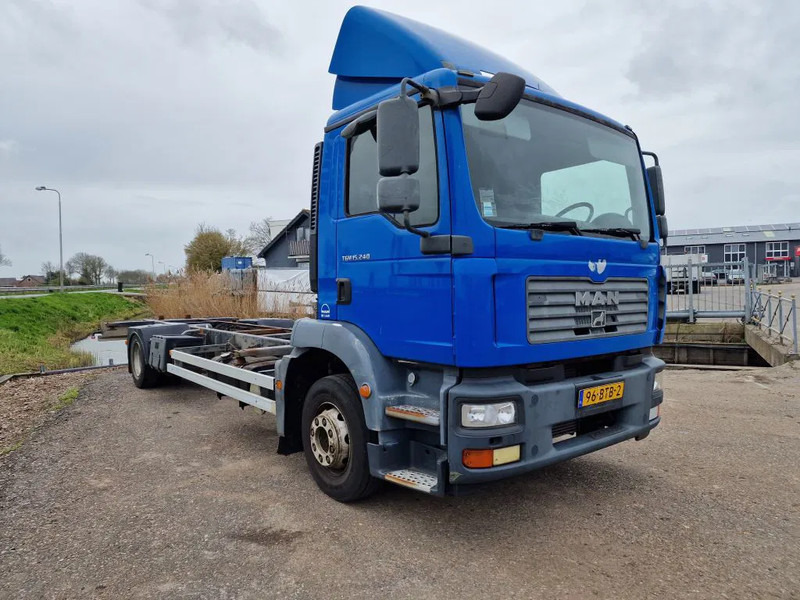 MAN TGM 15.240 container, BDF, 2009, NL Truck - 컨테이너 운반 장치/ 스와프 보디 트럭 : 사진 2 MAN TGM 15.240 container, BDF, 2009, NL Truck - 컨테이너 운반 장치/ 스와프 보디 트럭 : 사진 2