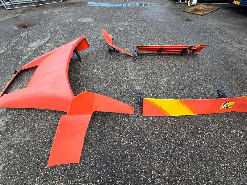 MAN TGX Spoiler - 공기역학/ 스포일러 트럭 용 : 사진 2 MAN TGX Spoiler - 공기역학/ 스포일러 트럭 용 : 사진 2