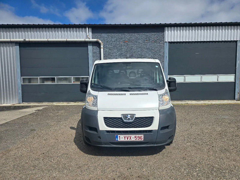 Peugeot Boxer 7 Seats 3.0 - 플랫베드 밴, 콤비 밴 : 사진 4 Peugeot Boxer 7 Seats 3.0 - 플랫베드 밴, 콤비 밴 : 사진 4